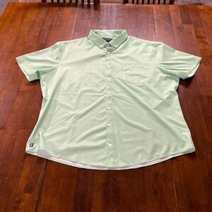 Mizzen and main leeward short sleeve button down green print trim xxl